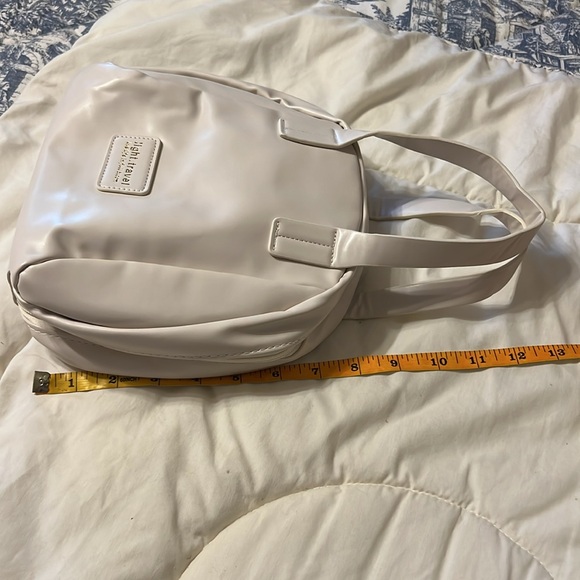 Light.Travel Travel Bag in Ivory, New, No Tags - Picture 12 of 13